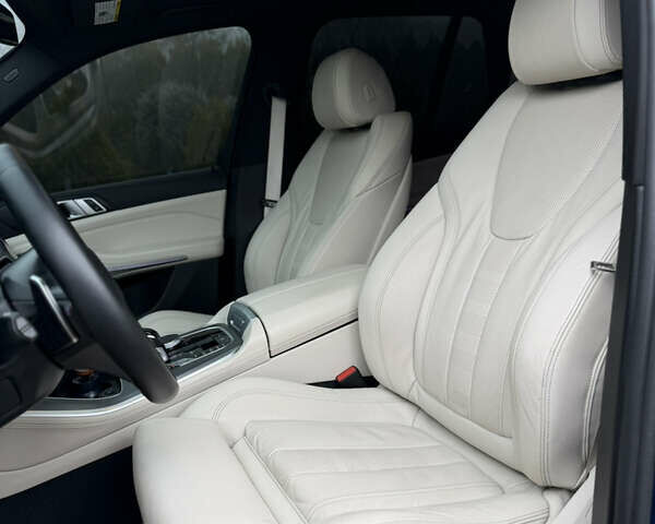 Синій БМВ Х5, об'ємом двигуна 3 л та пробігом 57 тис. км за 59999 $, фото 44 на Automoto.ua