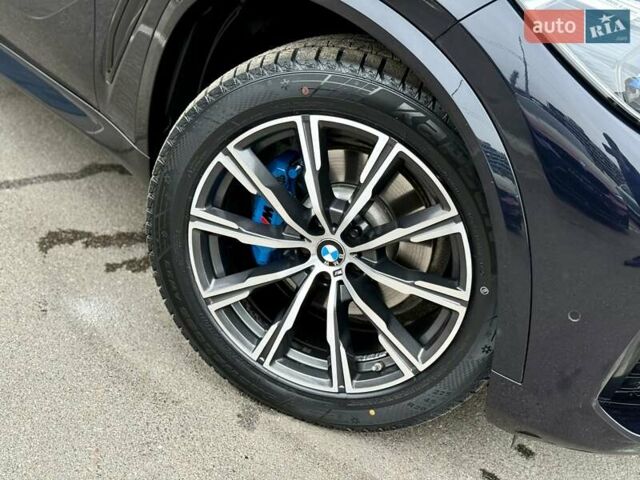 Синий БМВ Х5, объемом двигателя 3 л и пробегом 103 тыс. км за 55900 $, фото 27 на Automoto.ua
