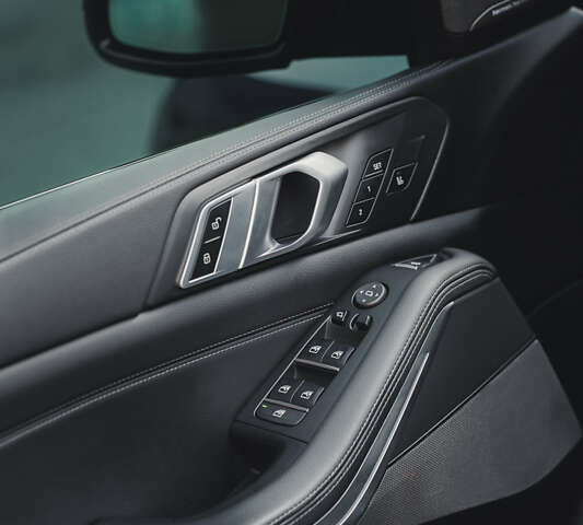 Синий БМВ Х5, объемом двигателя 3 л и пробегом 126 тыс. км за 52500 $, фото 20 на Automoto.ua