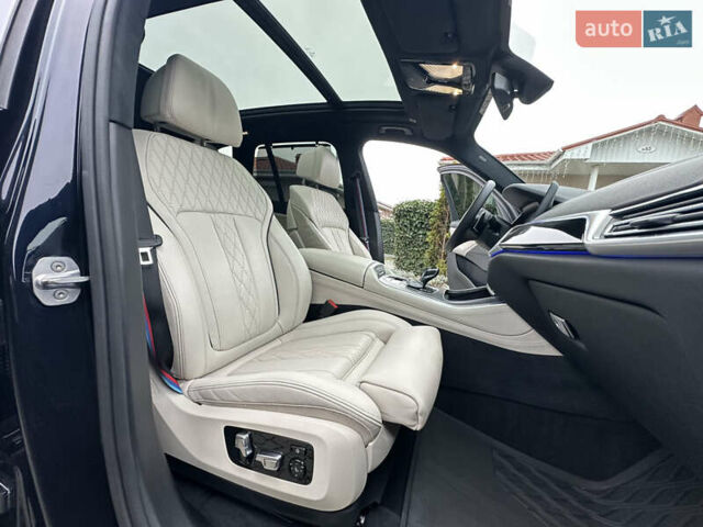 Синий БМВ Х5, объемом двигателя 3 л и пробегом 70 тыс. км за 51500 $, фото 38 на Automoto.ua