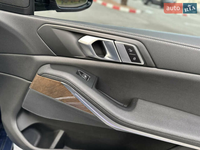 Синій БМВ Х5, об'ємом двигуна 3 л та пробігом 92 тис. км за 45999 $, фото 65 на Automoto.ua