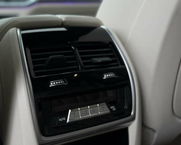 Синій БМВ Х5, об'ємом двигуна 3 л та пробігом 57 тис. км за 59999 $, фото 37 на Automoto.ua