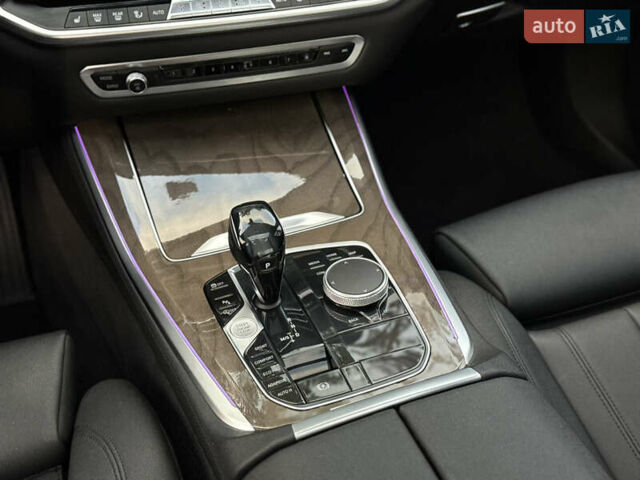Синій БМВ Х5, об'ємом двигуна 3 л та пробігом 92 тис. км за 45999 $, фото 75 на Automoto.ua