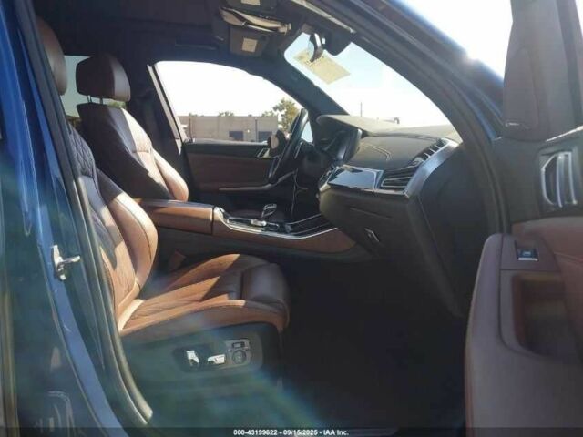 Синий БМВ Х5, объемом двигателя 3 л и пробегом 50 тыс. км за 23914 $, фото 10 на Automoto.ua