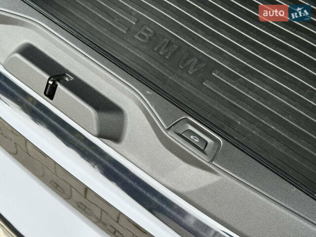 Синий БМВ Х5, объемом двигателя 3 л и пробегом 70 тыс. км за 51500 $, фото 30 на Automoto.ua