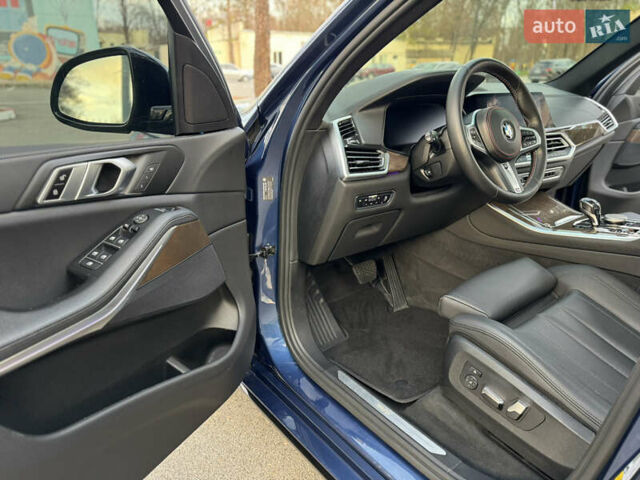 Синій БМВ Х5, об'ємом двигуна 3 л та пробігом 92 тис. км за 45999 $, фото 49 на Automoto.ua