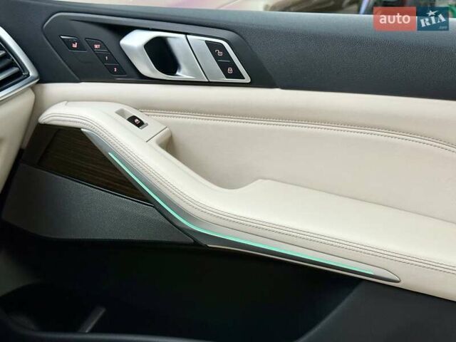 Синий БМВ Х5, объемом двигателя 3 л и пробегом 103 тыс. км за 55900 $, фото 44 на Automoto.ua