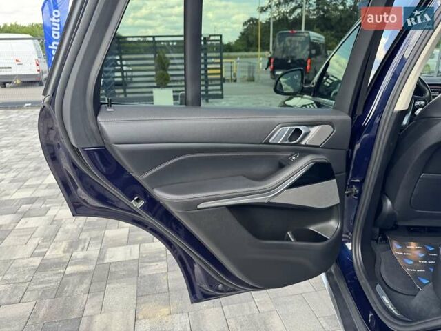Синий БМВ Х5, объемом двигателя 3 л и пробегом 145 тыс. км за 55900 $, фото 28 на Automoto.ua