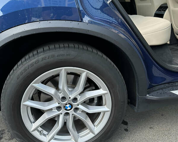 Синий БМВ Х5, объемом двигателя 3 л и пробегом 59 тыс. км за 59900 $, фото 4 на Automoto.ua