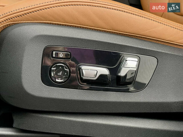 Синий БМВ Х5, объемом двигателя 3 л и пробегом 68 тыс. км за 68999 $, фото 26 на Automoto.ua