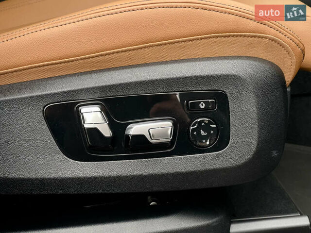 Синий БМВ Х5, объемом двигателя 3 л и пробегом 68 тыс. км за 68999 $, фото 45 на Automoto.ua