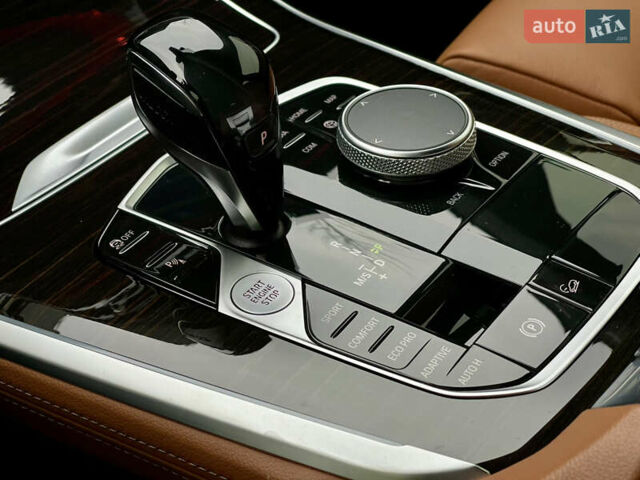 Синий БМВ Х5, объемом двигателя 3 л и пробегом 68 тыс. км за 68999 $, фото 51 на Automoto.ua