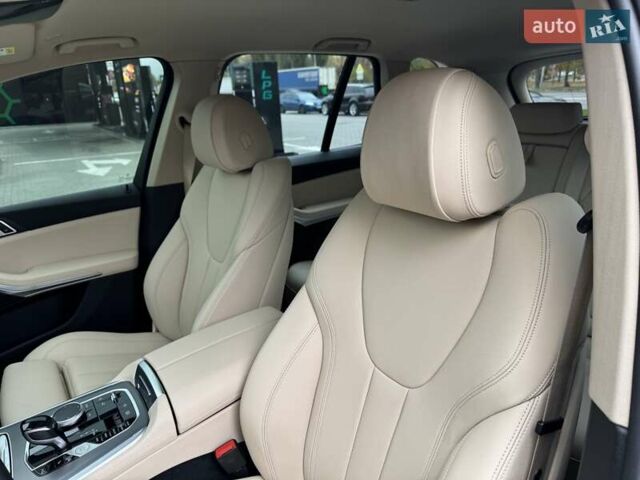 Синий БМВ Х5, объемом двигателя 3 л и пробегом 81 тыс. км за 63800 $, фото 21 на Automoto.ua