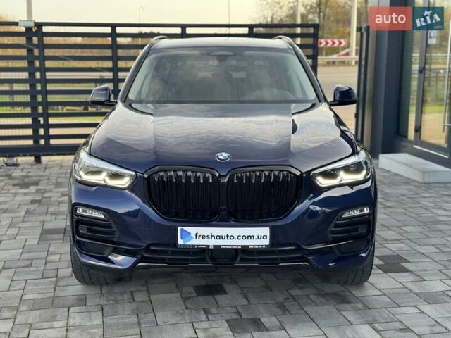 Синий БМВ Х5, объемом двигателя 3 л и пробегом 145 тыс. км за 54900 $, фото 1 на Automoto.ua