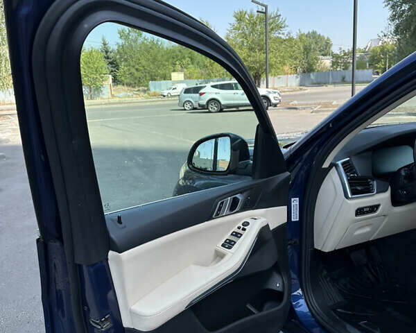 Синий БМВ Х5, объемом двигателя 3 л и пробегом 59 тыс. км за 59900 $, фото 8 на Automoto.ua