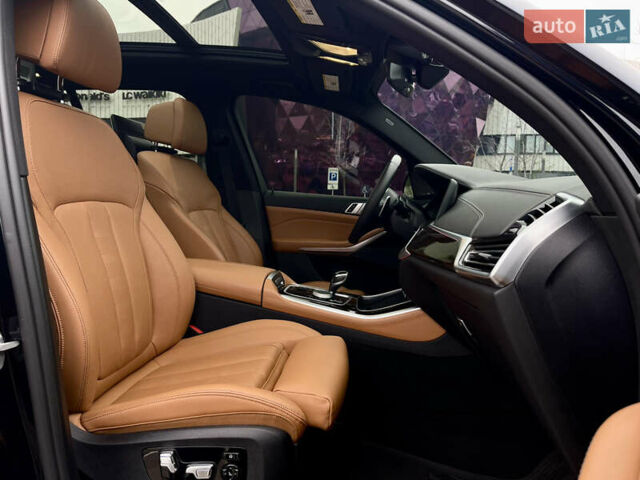 Синий БМВ Х5, объемом двигателя 3 л и пробегом 68 тыс. км за 68999 $, фото 44 на Automoto.ua