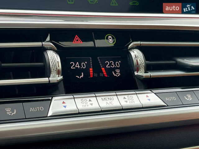 Синий БМВ Х5, объемом двигателя 3 л и пробегом 68 тыс. км за 68999 $, фото 50 на Automoto.ua