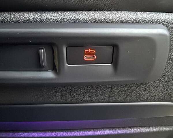 Синій БМВ Х5, об'ємом двигуна 4.39 л та пробігом 109 тис. км за 58000 $, фото 37 на Automoto.ua