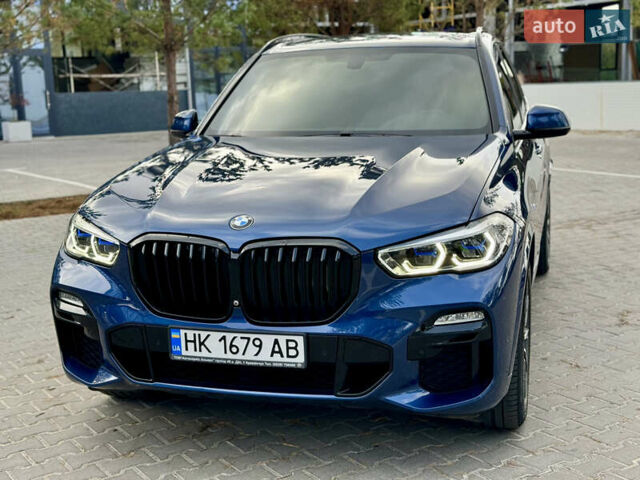 Синий БМВ Х5, объемом двигателя 3 л и пробегом 150 тыс. км за 62500 $, фото 1 на Automoto.ua