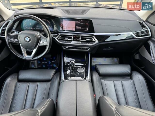 Синий БМВ Х5, объемом двигателя 3 л и пробегом 145 тыс. км за 54900 $, фото 3 на Automoto.ua