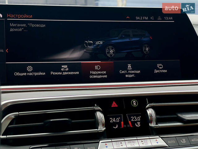 Синий БМВ Х5, объемом двигателя 3 л и пробегом 68 тыс. км за 68999 $, фото 71 на Automoto.ua