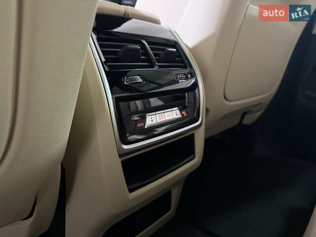 Синий БМВ Х5, объемом двигателя 3 л и пробегом 82 тыс. км за 59100 $, фото 15 на Automoto.ua