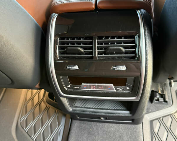 Синий БМВ Х5, объемом двигателя 3 л и пробегом 65 тыс. км за 75000 $, фото 30 на Automoto.ua