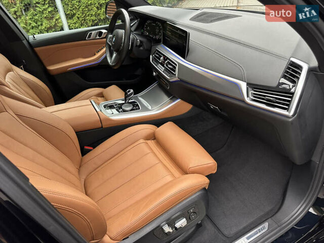 Синий БМВ Х5, объемом двигателя 4.39 л и пробегом 33 тыс. км за 61850 $, фото 37 на Automoto.ua