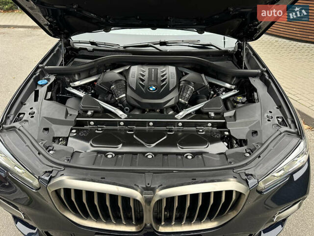 Синий БМВ Х5, объемом двигателя 4.39 л и пробегом 33 тыс. км за 61850 $, фото 52 на Automoto.ua