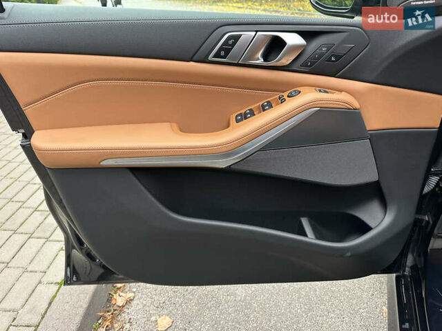 Синий БМВ Х5, объемом двигателя 4.39 л и пробегом 33 тыс. км за 61850 $, фото 22 на Automoto.ua