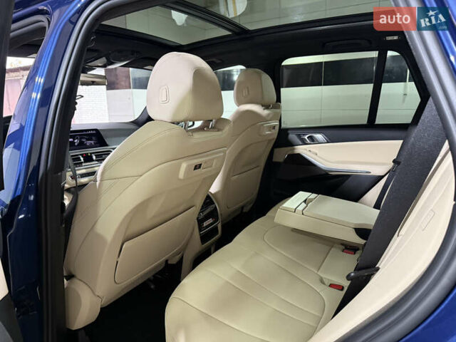 Синий БМВ Х5, объемом двигателя 3 л и пробегом 82 тыс. км за 59100 $, фото 14 на Automoto.ua