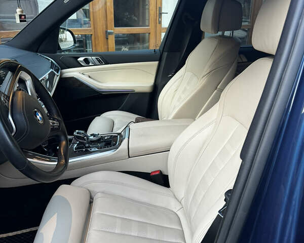 Синий БМВ Х5, объемом двигателя 3 л и пробегом 71 тыс. км за 59900 $, фото 15 на Automoto.ua