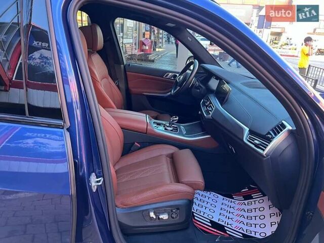 Синий БМВ Х5, объемом двигателя 3 л и пробегом 55 тыс. км за 78900 $, фото 53 на Automoto.ua