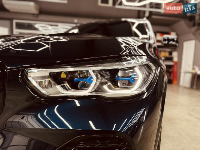Синий БМВ Х5, объемом двигателя 3 л и пробегом 56 тыс. км за 72900 $, фото 25 на Automoto.ua