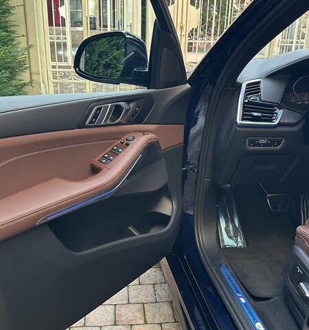 Синий БМВ Х5, объемом двигателя 3 л и пробегом 16 тыс. км за 87000 $, фото 4 на Automoto.ua