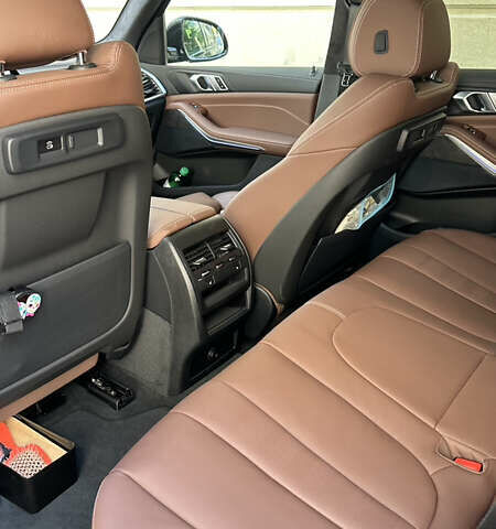 Синий БМВ Х5, объемом двигателя 3 л и пробегом 16 тыс. км за 87000 $, фото 2 на Automoto.ua