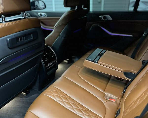Синий БМВ Х5, объемом двигателя 3 л и пробегом 56 тыс. км за 72900 $, фото 33 на Automoto.ua