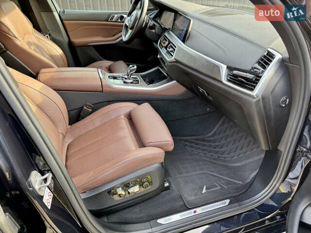 Синій БМВ Х5, об'ємом двигуна 2.99 л та пробігом 98 тис. км за 65550 $, фото 31 на Automoto.ua
