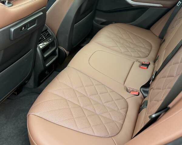 Синий БМВ Х5, объемом двигателя 3 л и пробегом 28 тыс. км за 71400 $, фото 13 на Automoto.ua