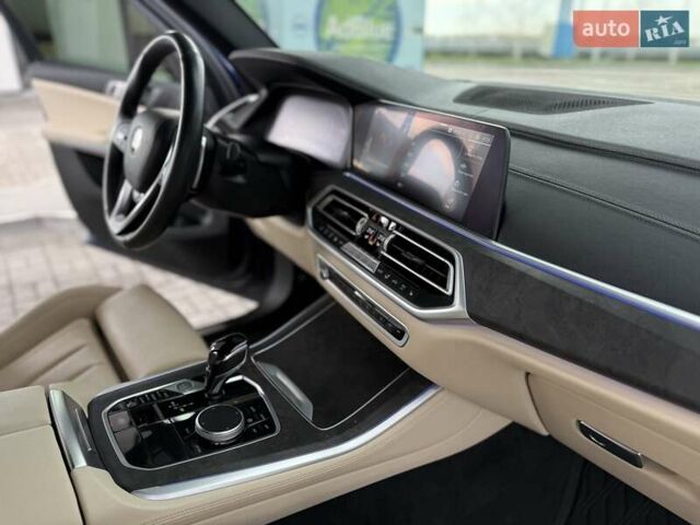 Синий БМВ Х5, объемом двигателя 3 л и пробегом 46 тыс. км за 57500 $, фото 30 на Automoto.ua