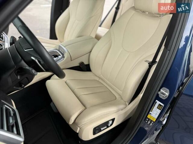 Синий БМВ Х5, объемом двигателя 3 л и пробегом 46 тыс. км за 57500 $, фото 14 на Automoto.ua