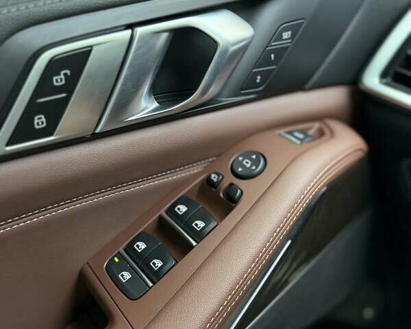 Синий БМВ Х5, объемом двигателя 3 л и пробегом 28 тыс. км за 71400 $, фото 18 на Automoto.ua