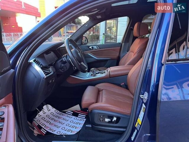 Синий БМВ Х5, объемом двигателя 3 л и пробегом 55 тыс. км за 78900 $, фото 20 на Automoto.ua