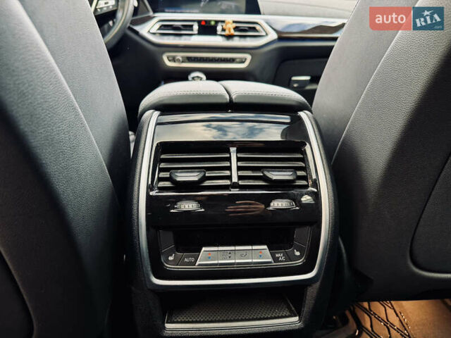 БМВ Х5 2022 в Одессе на Automoto.ua Синий БМВ Х5, объемом двигателя 3 л и пробегом 31 тыс. км за 60000 $, фото 13 на Automoto.ua