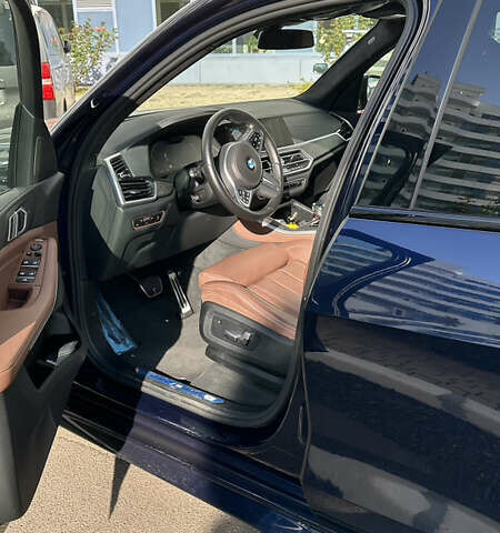 Синий БМВ Х5, объемом двигателя 3 л и пробегом 16 тыс. км за 87000 $, фото 3 на Automoto.ua