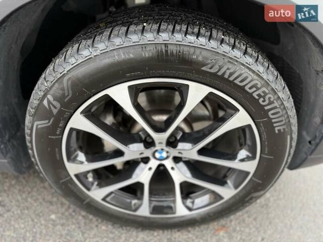 Синий БМВ Х5, объемом двигателя 3 л и пробегом 46 тыс. км за 57500 $, фото 7 на Automoto.ua