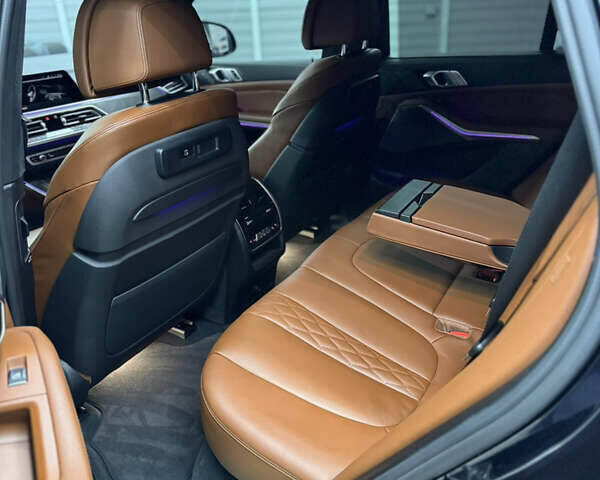 Синий БМВ Х5, объемом двигателя 3 л и пробегом 56 тыс. км за 72900 $, фото 32 на Automoto.ua