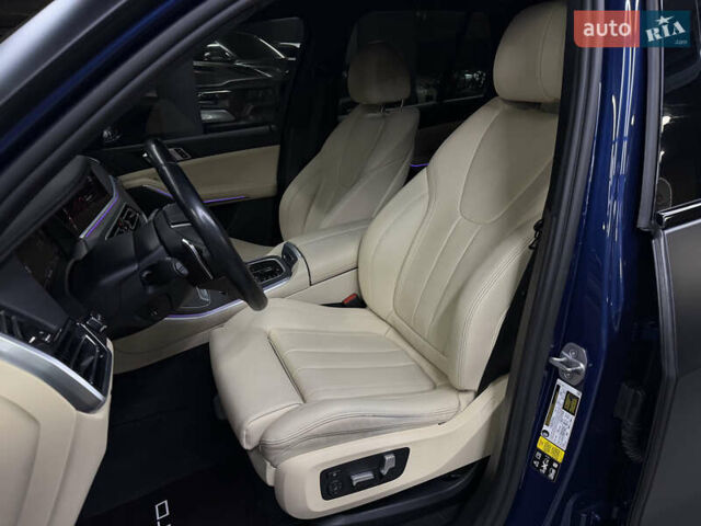 Синий БМВ Х5, объемом двигателя 3 л и пробегом 42 тыс. км за 61500 $, фото 19 на Automoto.ua