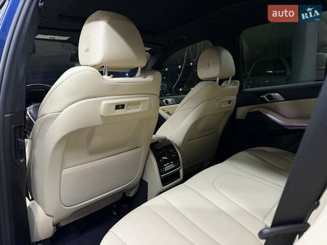 Синий БМВ Х5, объемом двигателя 3 л и пробегом 42 тыс. км за 61500 $, фото 21 на Automoto.ua