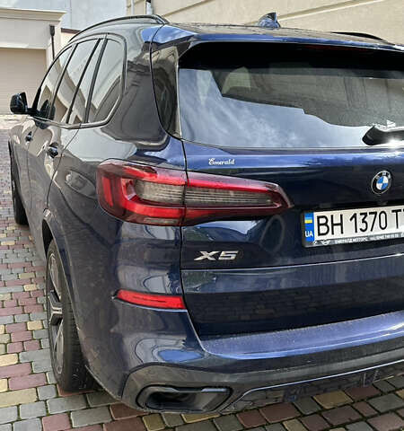 Синий БМВ Х5, объемом двигателя 3 л и пробегом 16 тыс. км за 87000 $, фото 1 на Automoto.ua